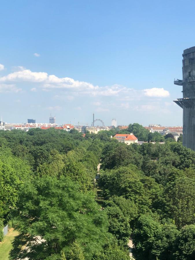 Augartenblick Penthauscombo 15/16 - Blick Zum Riesenrad Apartamento Viena Exterior foto
