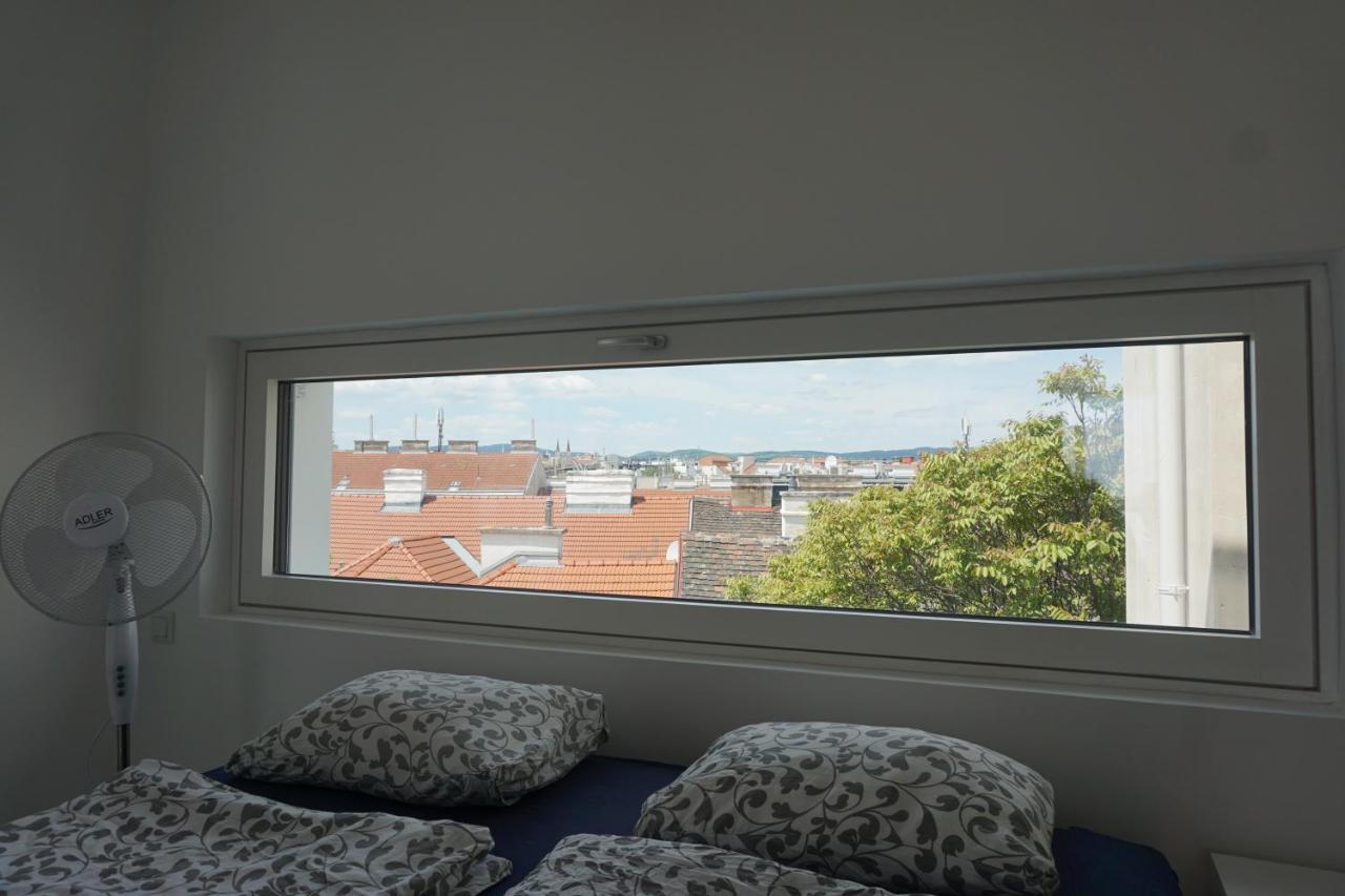 Augartenblick Penthauscombo 15/16 - Blick Zum Riesenrad Apartamento Viena Exterior foto