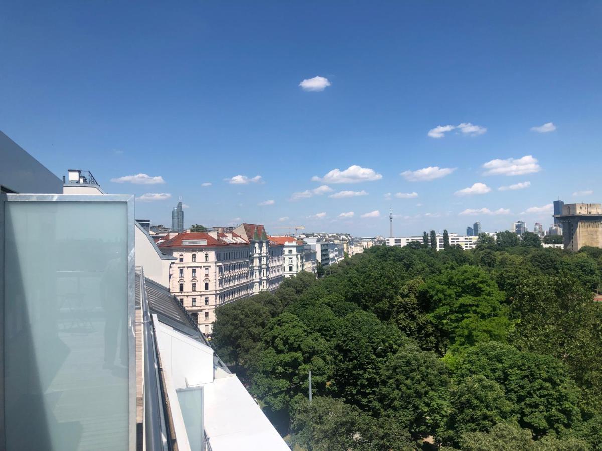 Augartenblick Penthauscombo 15/16 - Blick Zum Riesenrad Apartamento Viena Exterior foto