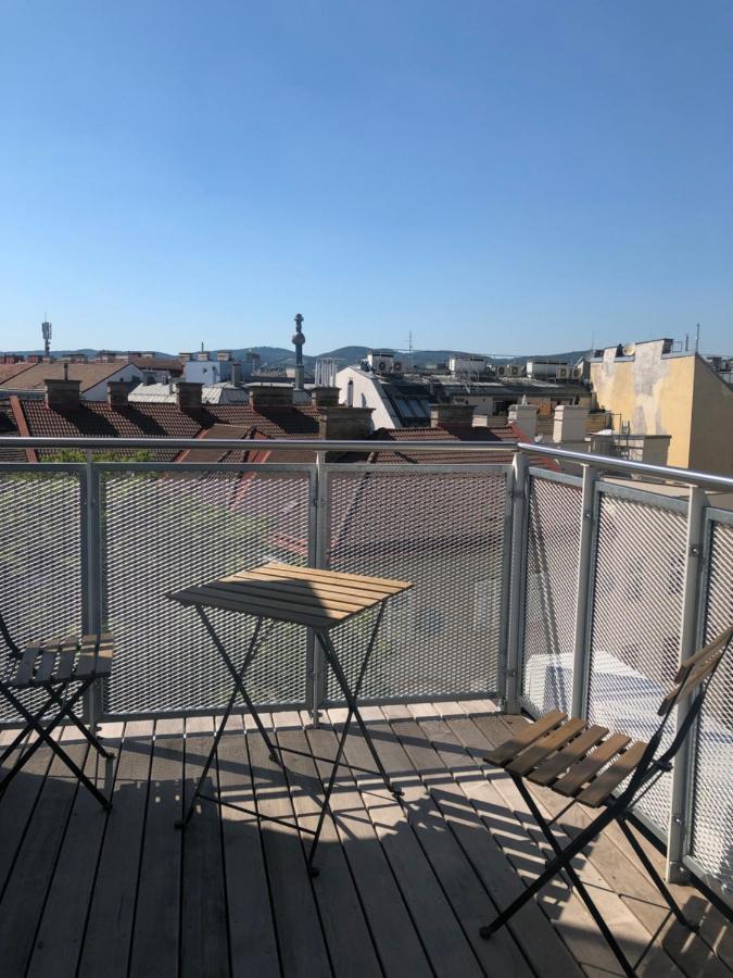 Augartenblick Penthauscombo 15/16 - Blick Zum Riesenrad Apartamento Viena Exterior foto
